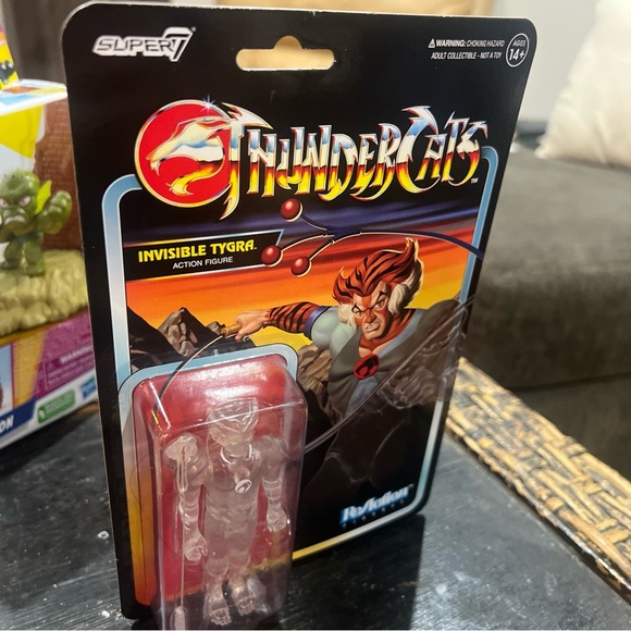 Thundercats Invisible Tygra Action Figure - Red - Picture 4 of 9